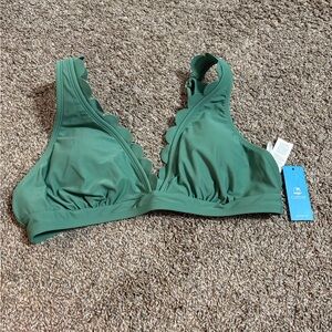 CUPSHE Scallop Trim Bikini Top Green Halter Neck Adjustable Swimsuit Size L